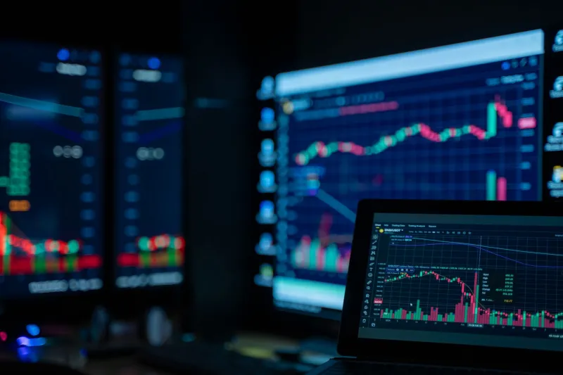 Steady Hands in a Storm: How Conviction-Based Crypto Investing Turns Volatility into Opportunity