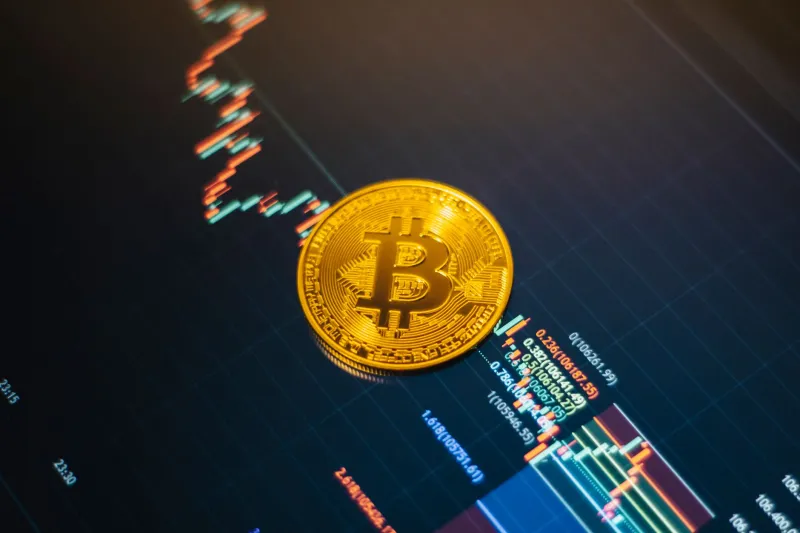One Anchor in Rough Seas: How a Fixed-Supply Digital Asset Can Bring Stability to a Shifting Portfolio